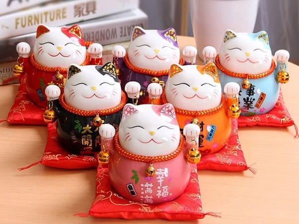 Nguyên nhân mèo thần tài bị nứt