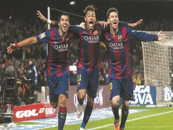 Nhìn lại đội hình Barca huyền thoại vô địch C1 2015