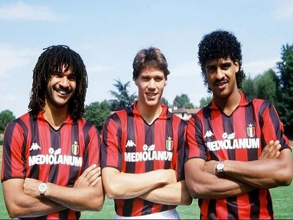 Bộ 3 tiền đạo Hà Lan - Marco van Basten, Ruud Gullit, Frank Rijkaard