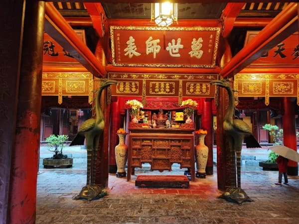 Văn khấn cầu thi cử đỗ đạt tại đền