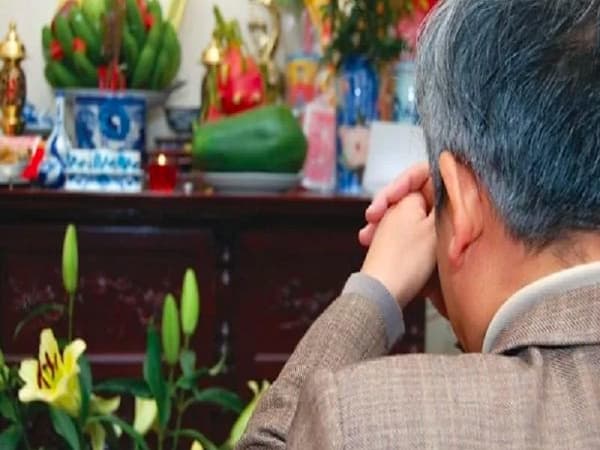 Văn khấn gia tiên ngày rằm